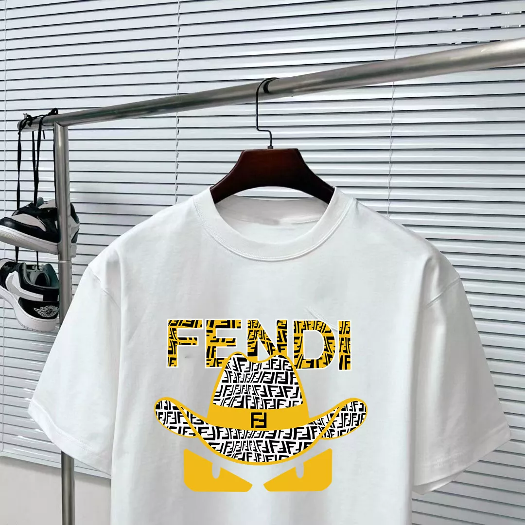 fendi t-shirt manches courtes pour unisexe s_12b23762